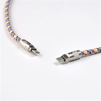 LANYARD CON CAVO DI RICARICA